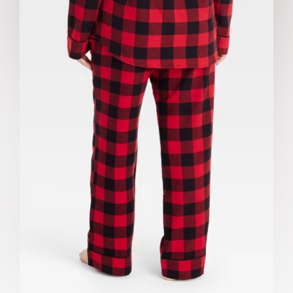 **SALE** WONDERSHOP - Women’s Buffalo Checkered Pajama Pants. - Picture 2 of 5